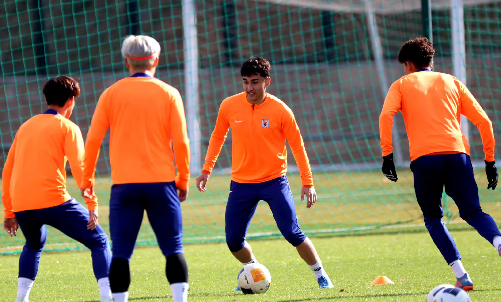 九游体育登录意甲冲刺阶段走向成谜，山东泰山完成体检，赛场秩序良好，身体对抗强度拉满的简单介绍